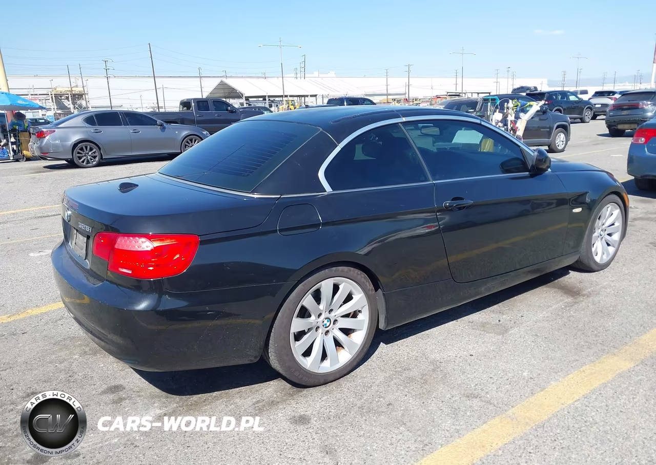 2011 BMW 3 Series 328I VIN:WBADW7C58BE727700 - 4