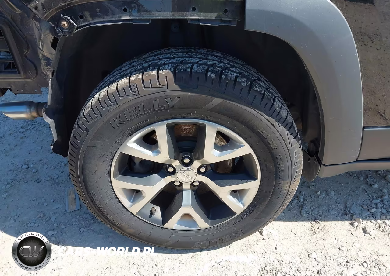 2016 Jeep Cherokee Trailhawk VIN:1C4PJMBS6GW104808 - 22