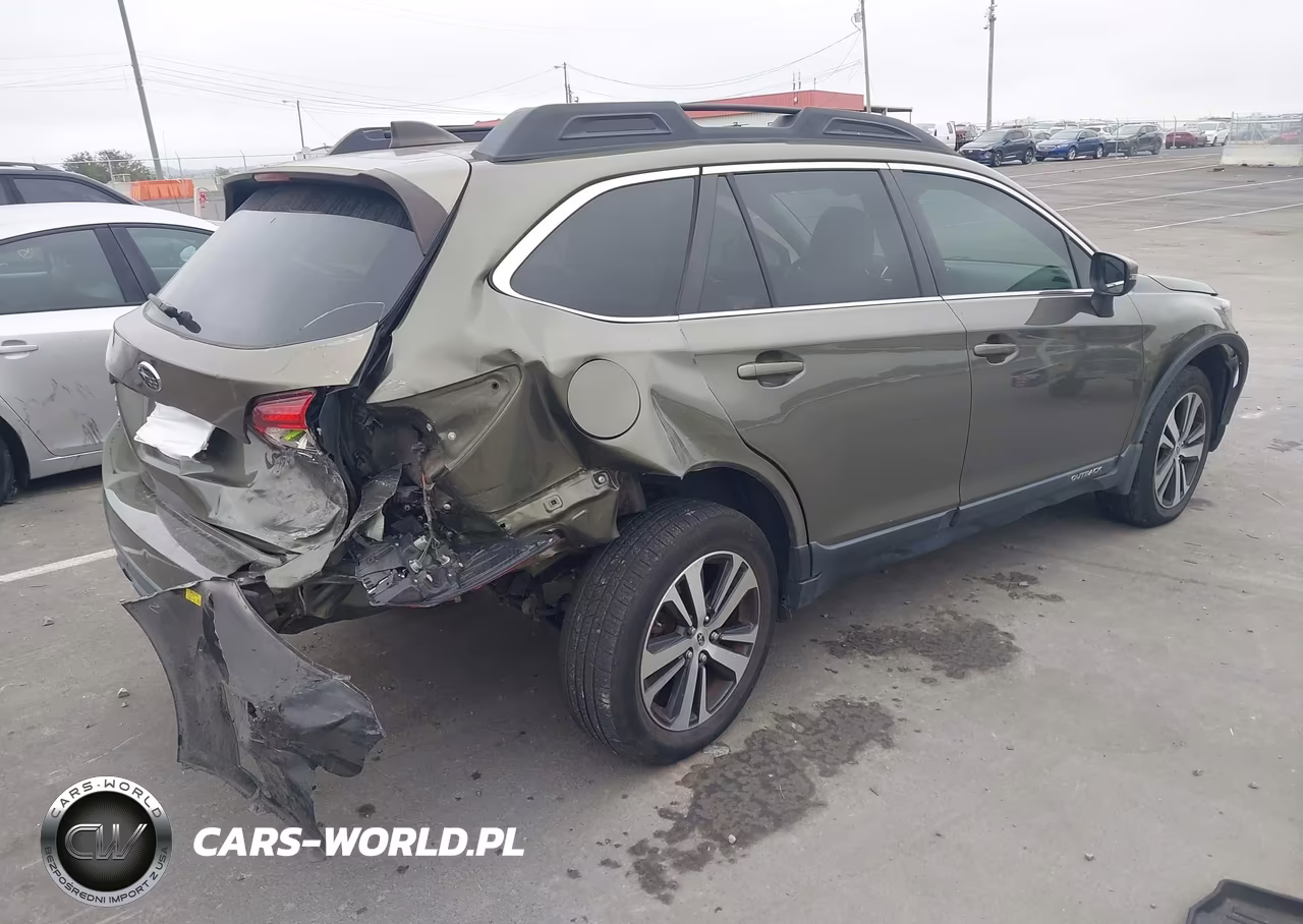2018 Subaru Outback 2.5I Limited VIN:4S4BSANC2J3380580 - 4