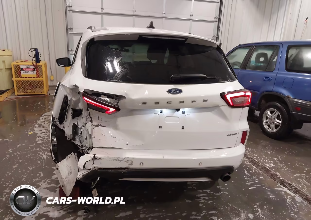 2023 Ford Escape St-Line VIN:1FMCU9MN4PUA86472 - 17