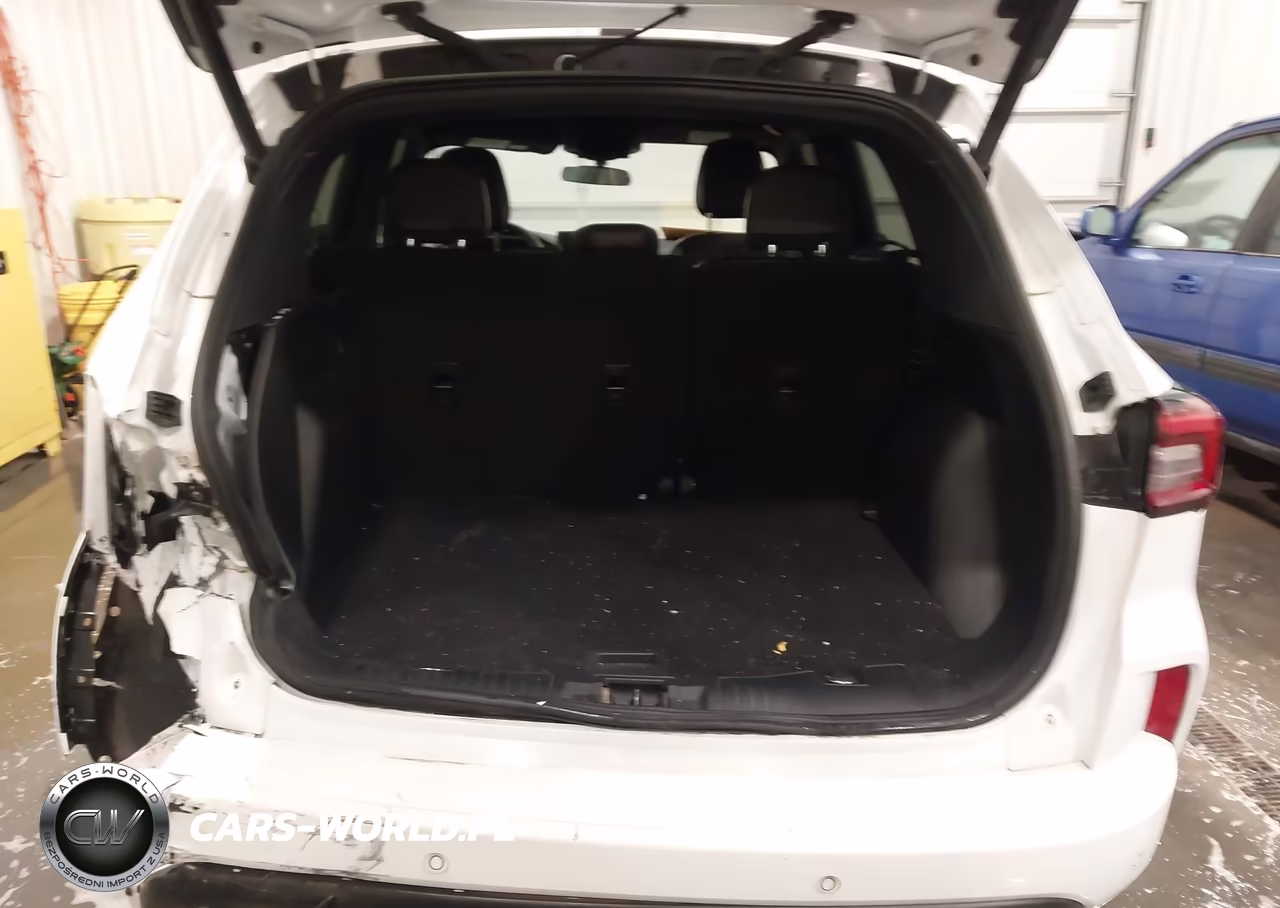 2023 Ford Escape St-Line VIN:1FMCU9MN4PUA86472 - 18
