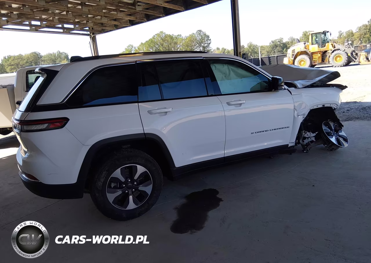 2024 Jeep Grand Cherokee 4Xe VIN:1C4RJYB6XR8958890 - 4