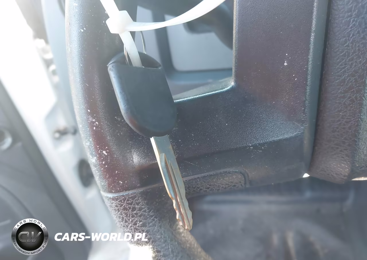 2013 Ford F-150 Xl VIN:1FTMF1CM2DKE80802 - 11