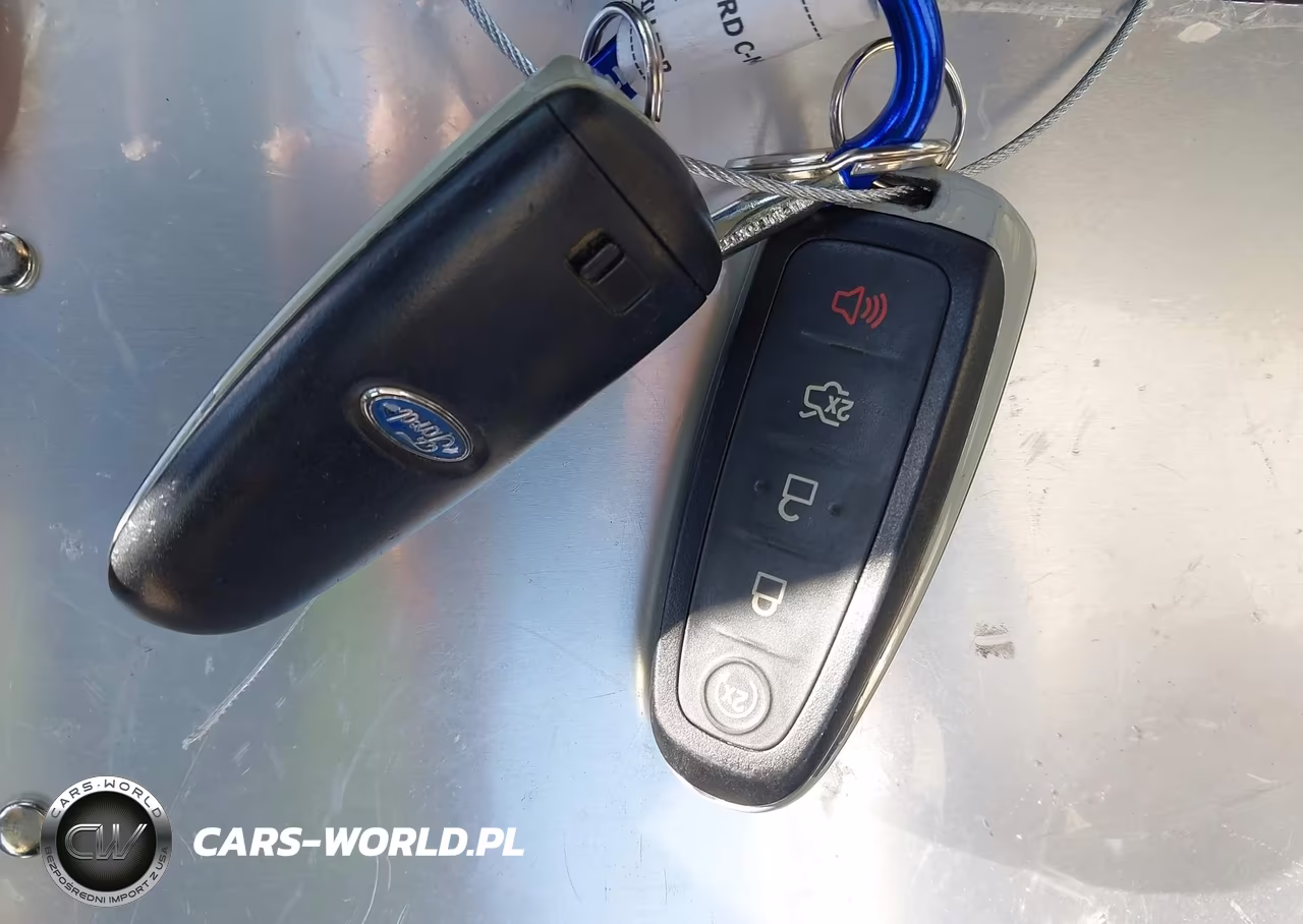 2014 Ford C-Max Energi Sel VIN:1FADP5CU1EL509809 - 11
