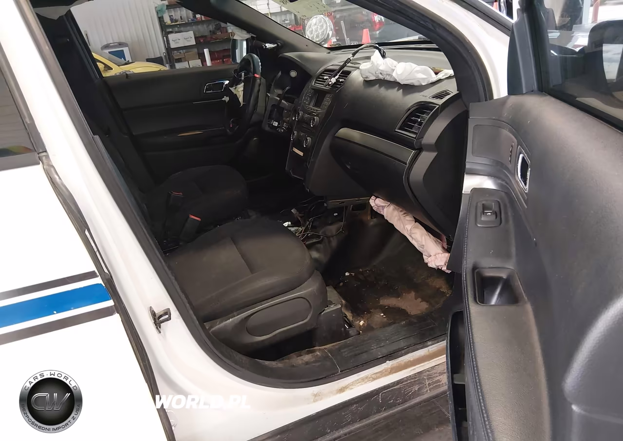 2017 Ford Utility Police Interceptor VIN:1FM5K8AR2HGC24980 - 5
