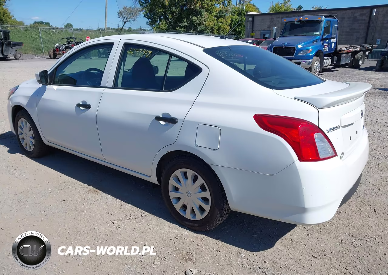 2016 Nissan Versa S Plus VIN:3N1CN7APXGL874469 - 3