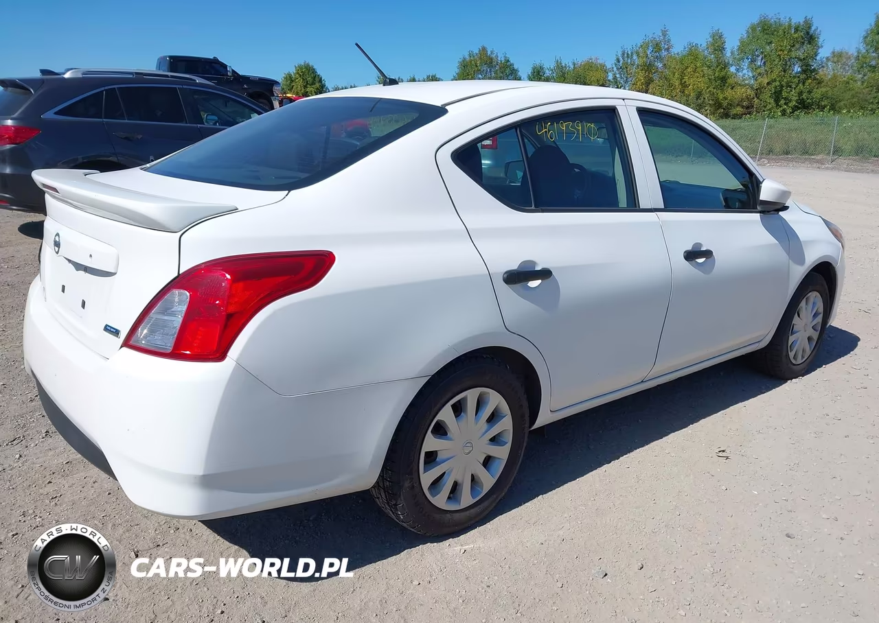 2016 Nissan Versa S Plus VIN:3N1CN7APXGL874469 - 4