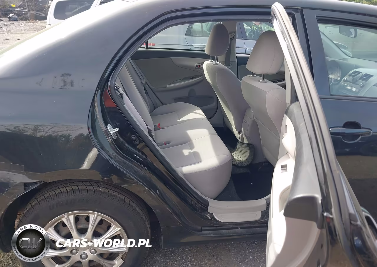 2011 Toyota Corolla Le VIN:JTDBU4EEXB9135252 - 8