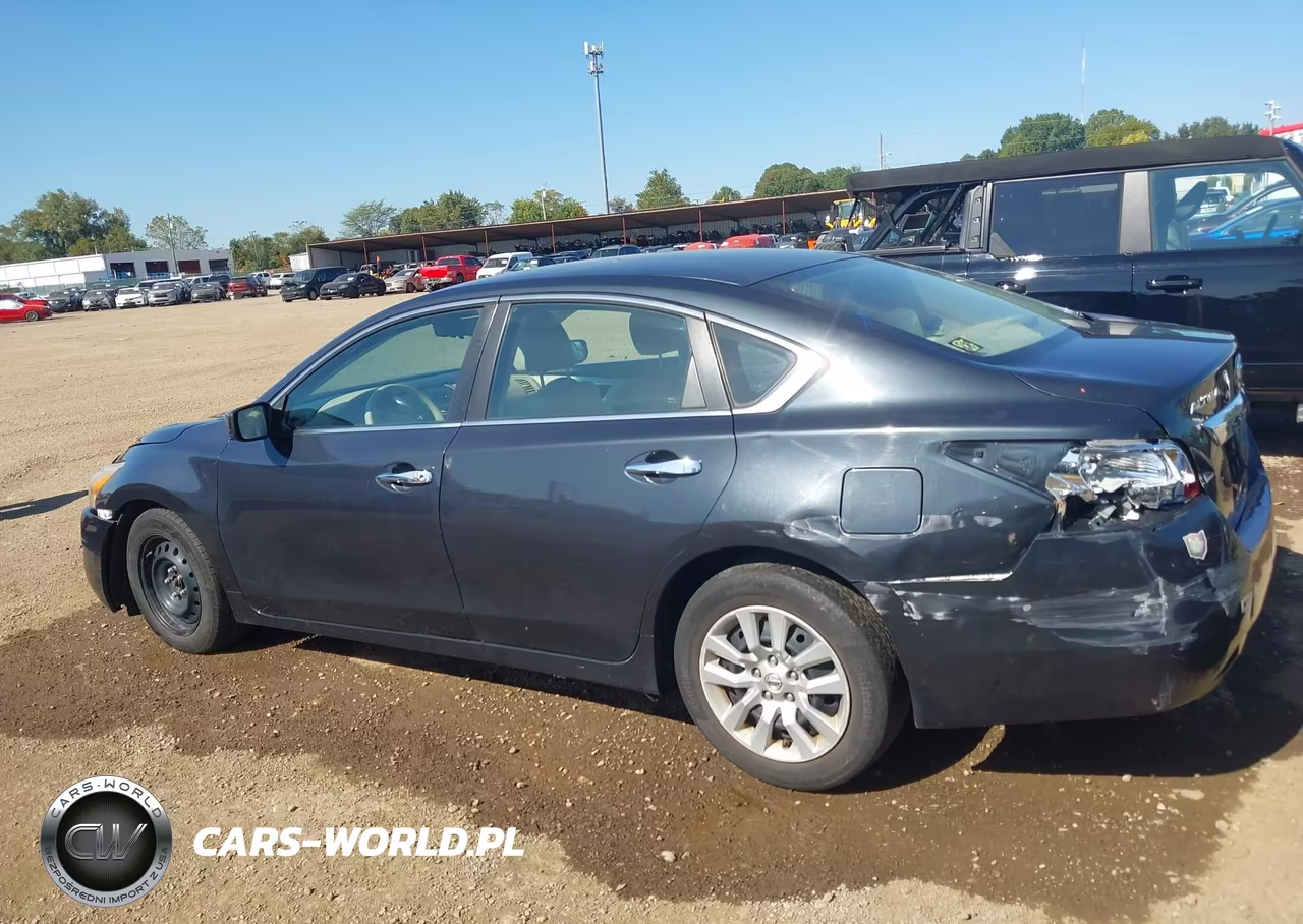 2014 Nissan Altima 2.5 S VIN:1N4AL3AP5EC192584 - 14