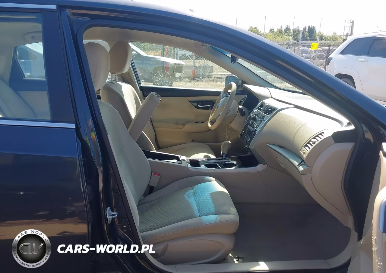 2014 Nissan Altima 2.5 S VIN:1N4AL3AP5EC192584 - 5