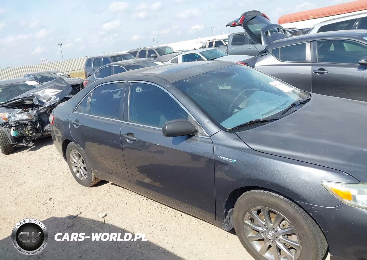 2011 Toyota Camry Hybrid VIN:4T1BB3EK3BU136208 - 13