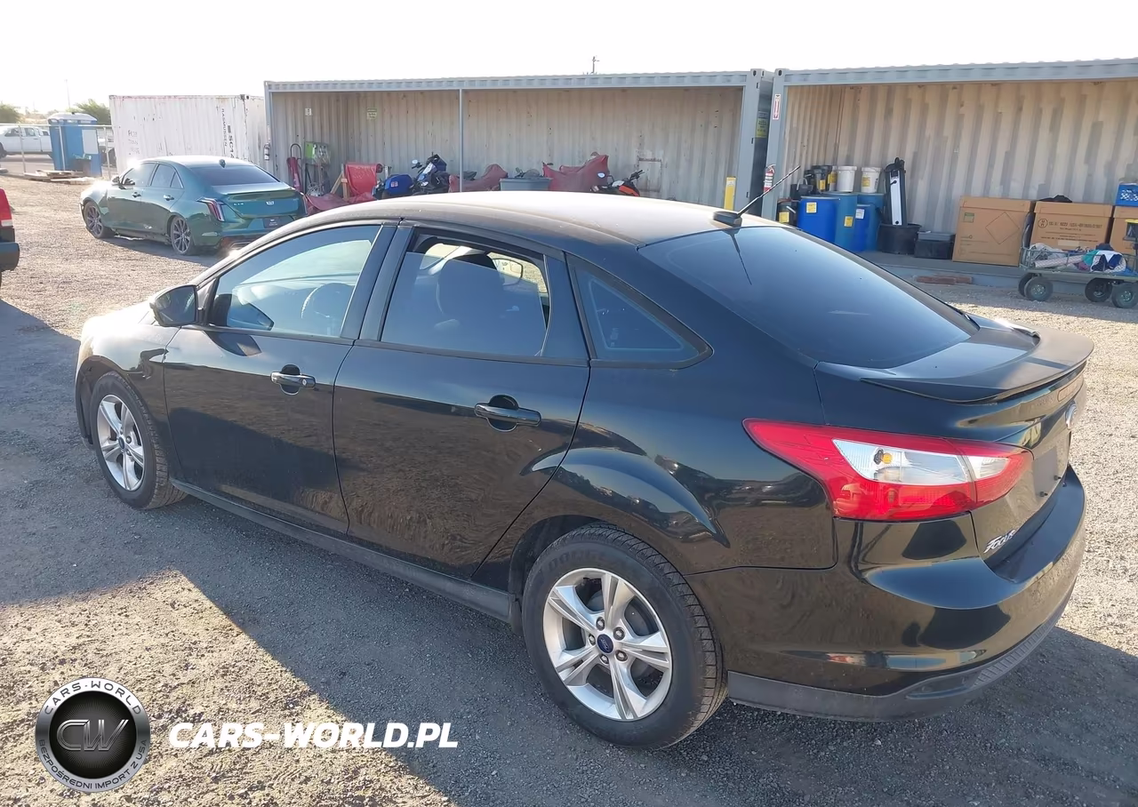 2013 Ford Focus Se VIN:1FADP3F27DL226926 - 3
