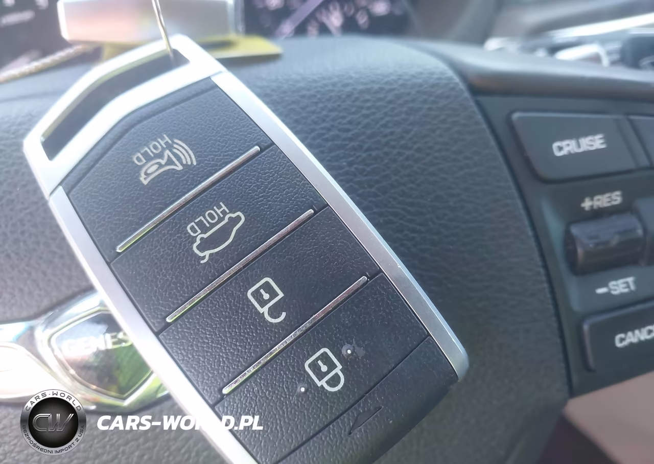2018 Genesis G80 3.8 VIN:KMHGN4JE5JU225070 - 11
