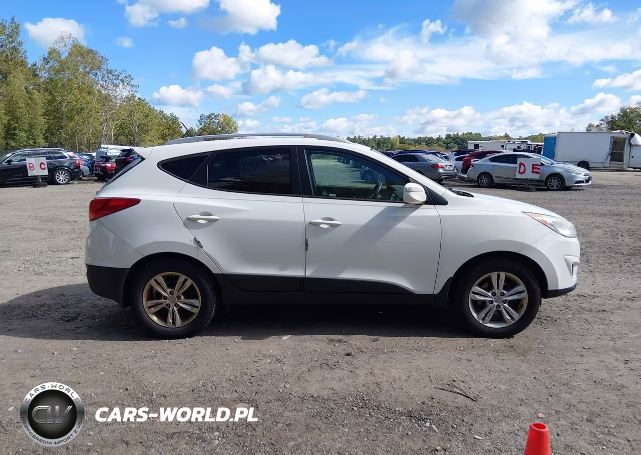 2012 Hyundai Tucson Gls VIN:KM8JUCAC4CU541743 - 13
