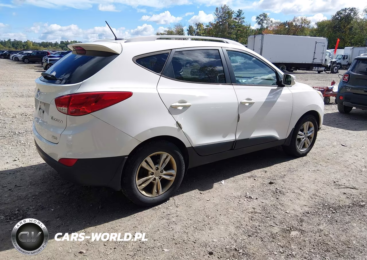 2012 Hyundai Tucson Gls VIN:KM8JUCAC4CU541743 - 4