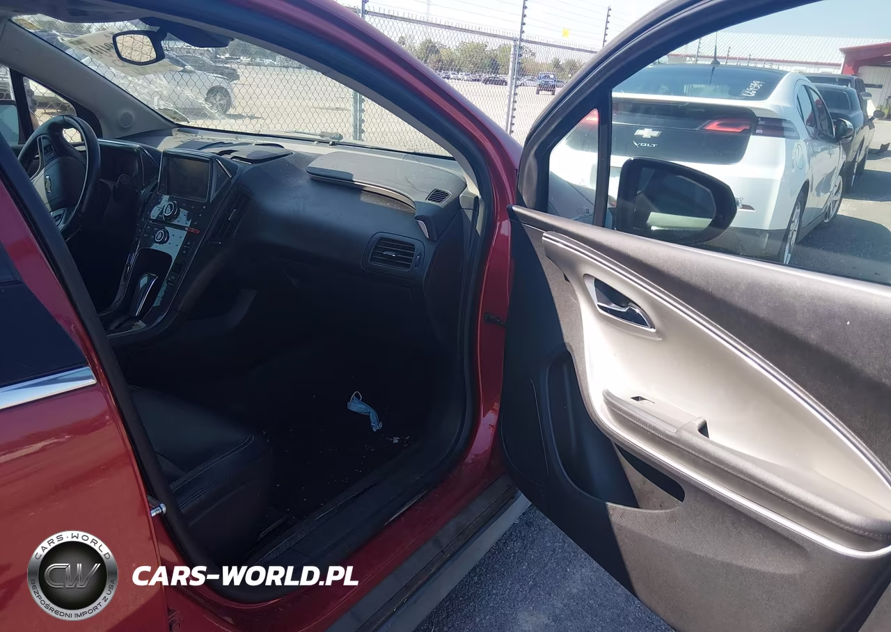 2013 Chevrolet Volt VIN:1G1RB6E47DU129943 - 5