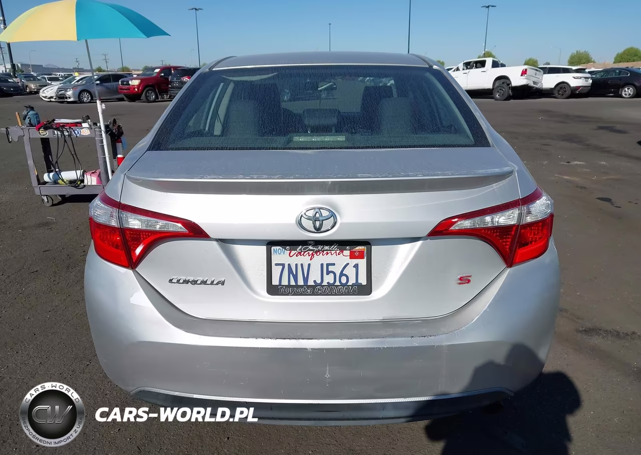 2016 Toyota Corolla S Plus VIN:5YFBURHE4GP369669 - 17