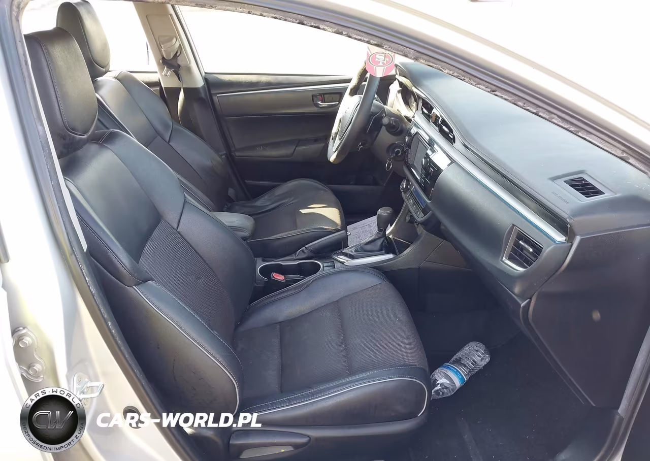 2016 Toyota Corolla S Plus VIN:5YFBURHE4GP369669 - 5