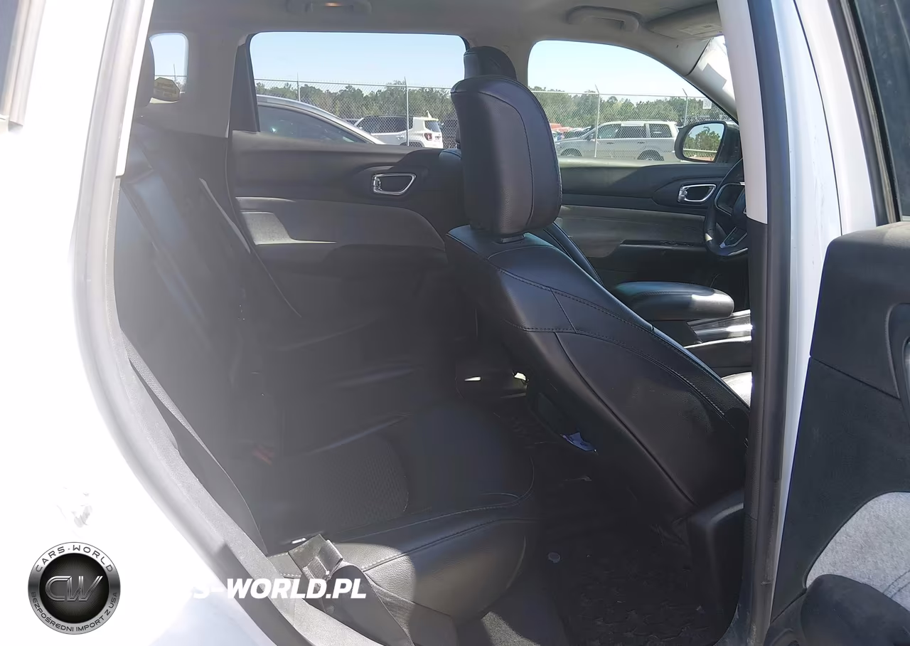 2022 Jeep Compass Latitude VIN:3C4NJCBB0NT225712 - 8