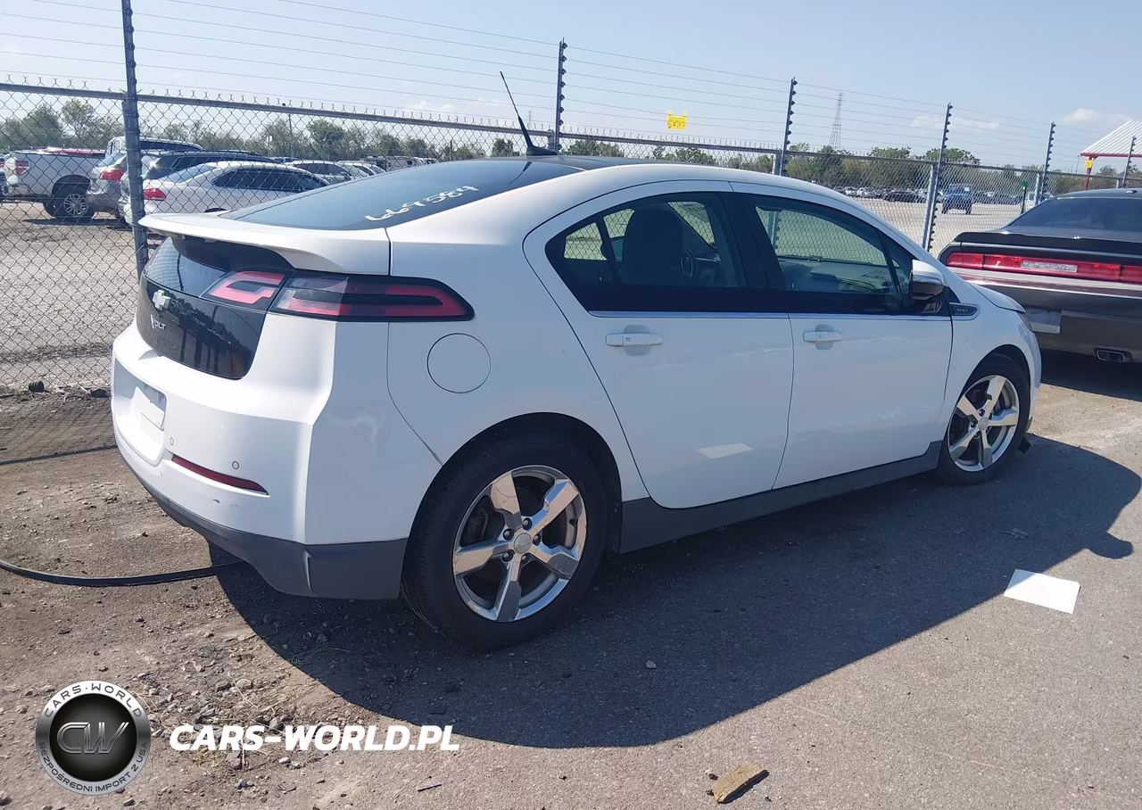 2012 Chevrolet Volt VIN:1G1RD6E42CU106742 - 4