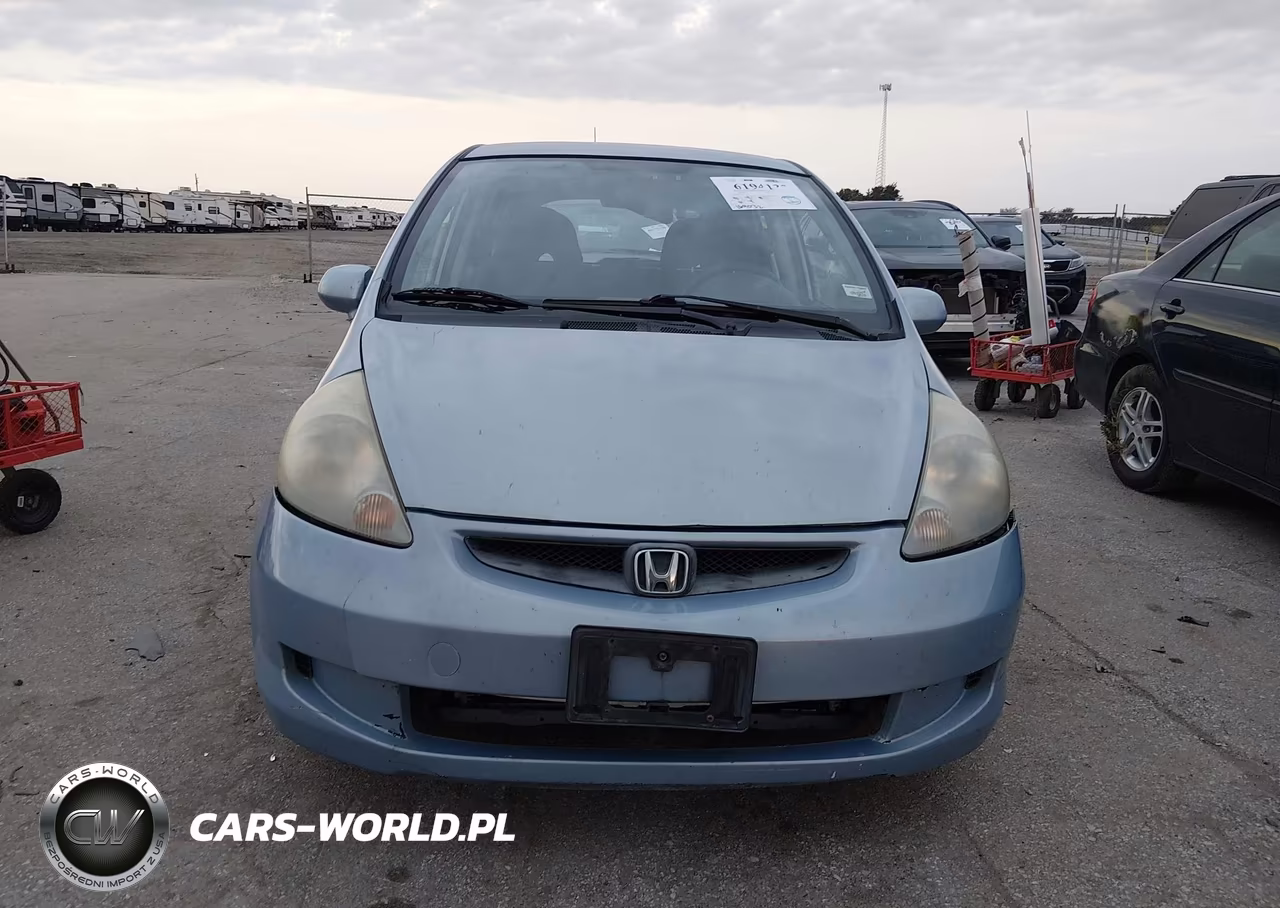 2008 Honda Fit VIN:JHMGD384X8S019651 - 12