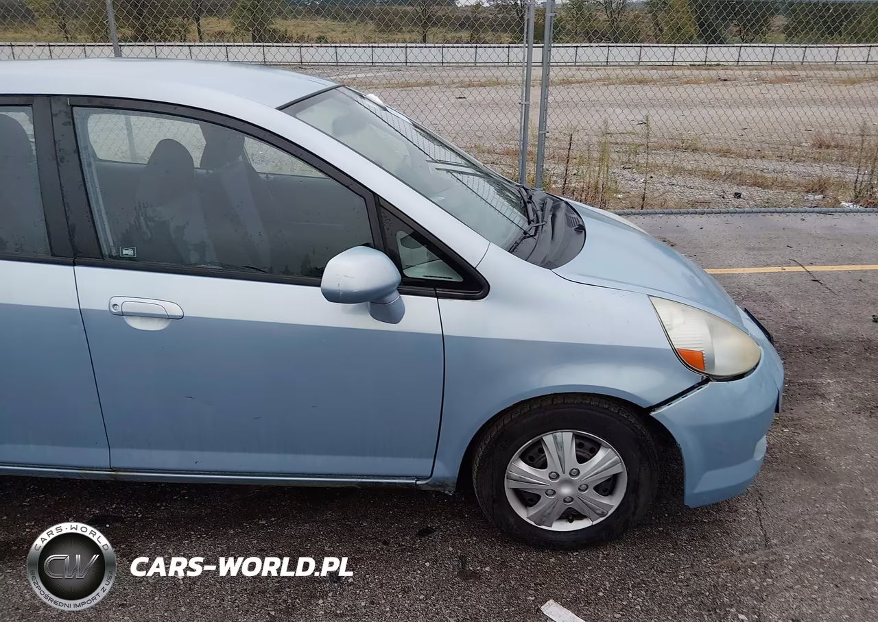 2008 Honda Fit VIN:JHMGD384X8S019651 - 19