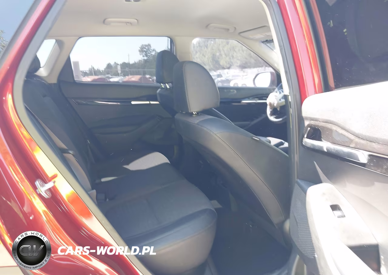 2023 Kia Seltos S VIN:KNDEU2AA4P7387554 - 8
