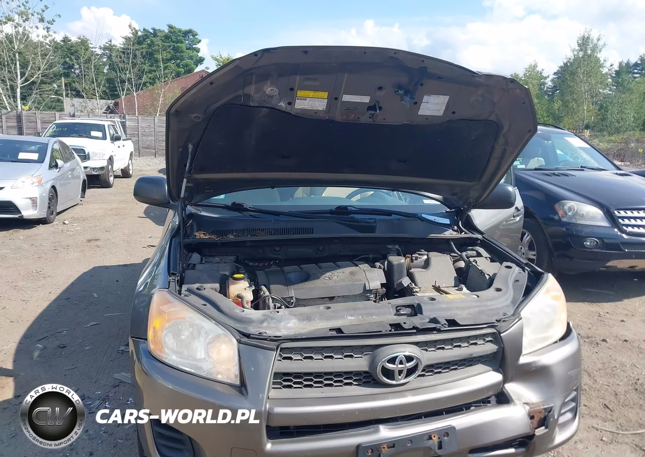 2011 Toyota Rav4 VIN:2T3JF4DV2BW147077 - 10