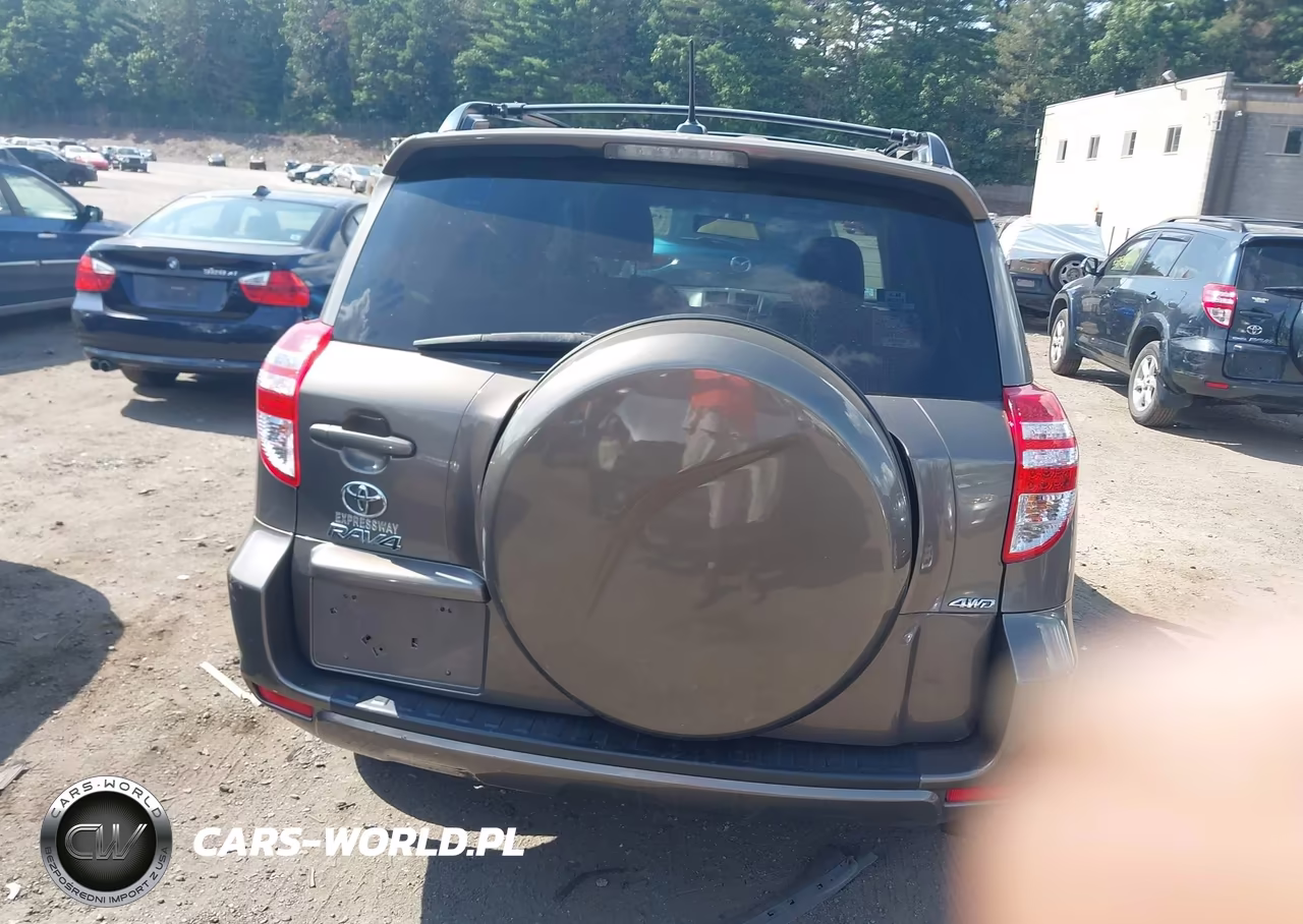 2011 Toyota Rav4 VIN:2T3JF4DV2BW147077 - 16