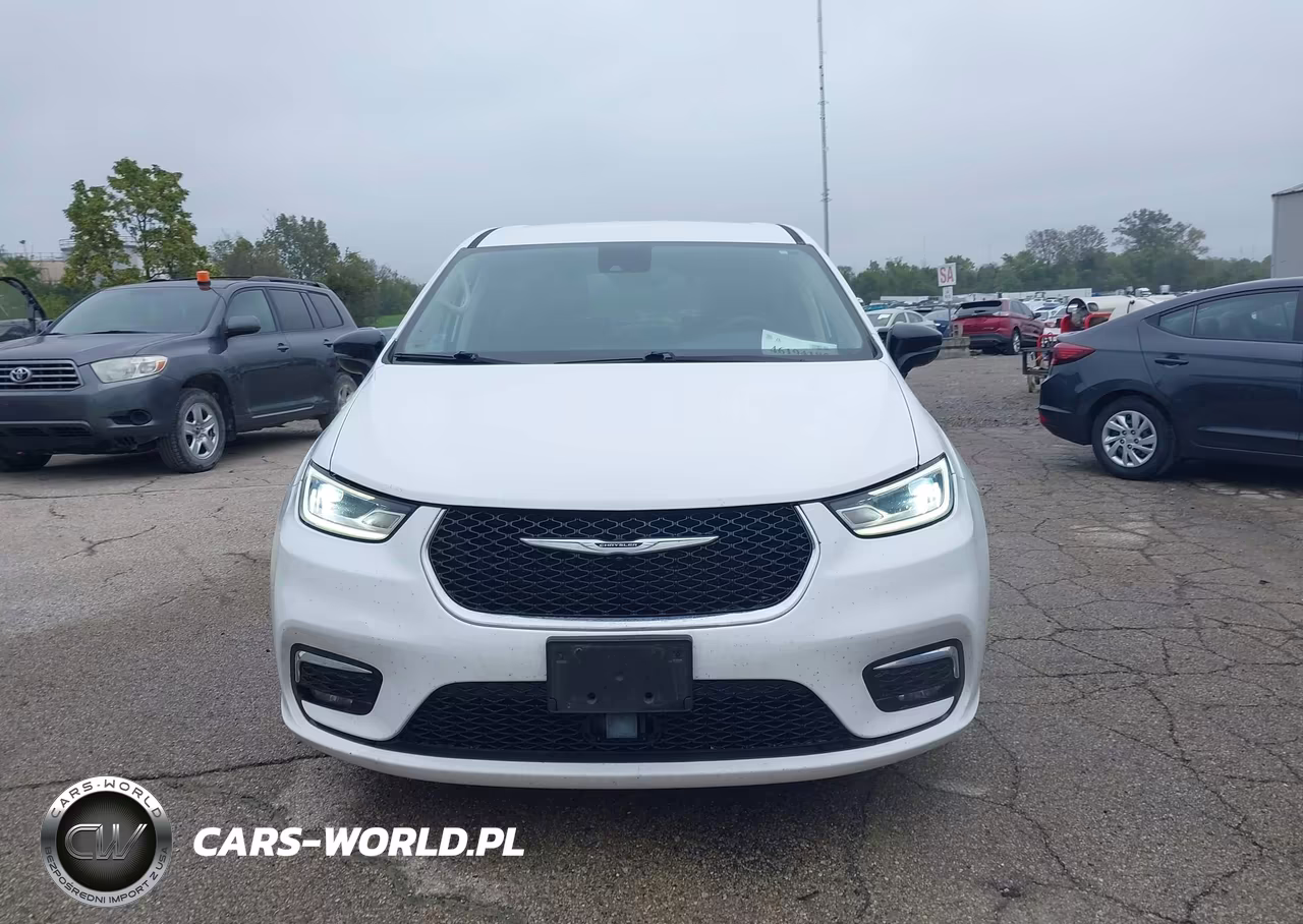 2024 Chrysler Pacifica Hybrid VIN:2C4RC1S79RR170861 - 15