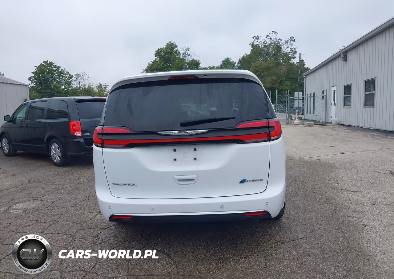 2024 Chrysler Pacifica Hybrid VIN:2C4RC1S79RR170861 - 19