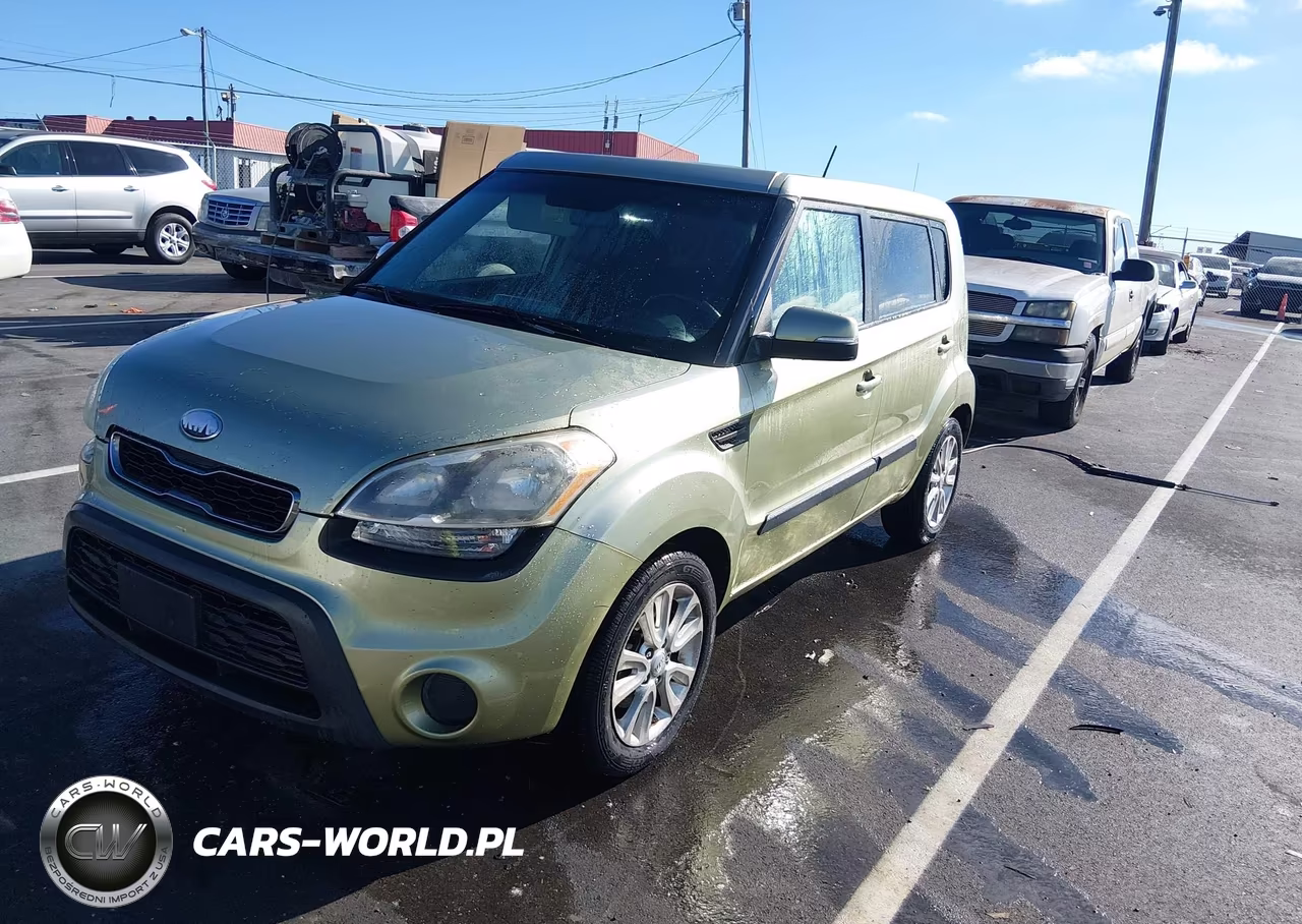 2013 Kia Soul + VIN:KNDJT2A68D7532202 - 2