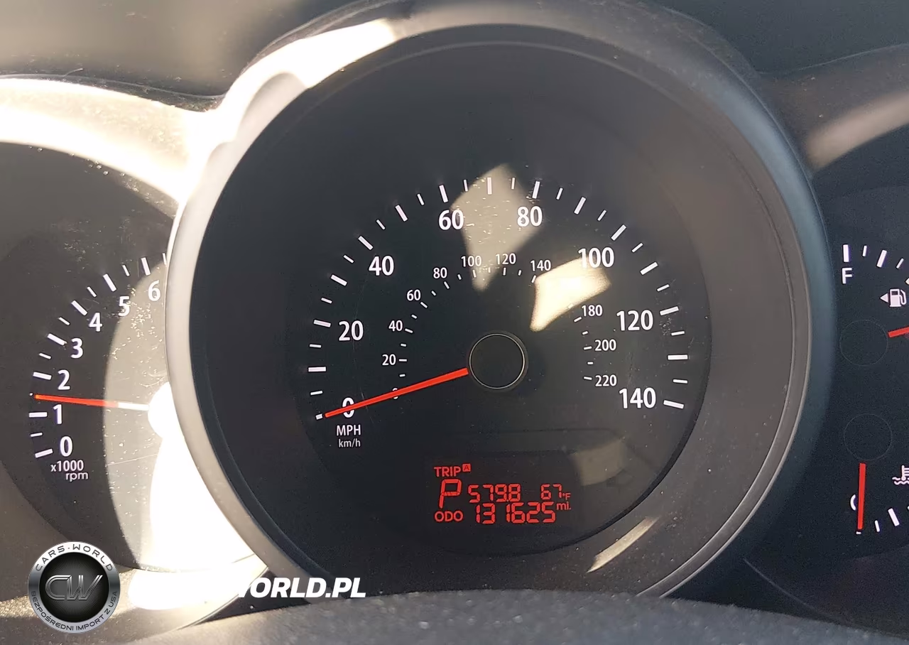 2013 Kia Soul + VIN:KNDJT2A68D7532202 - 7