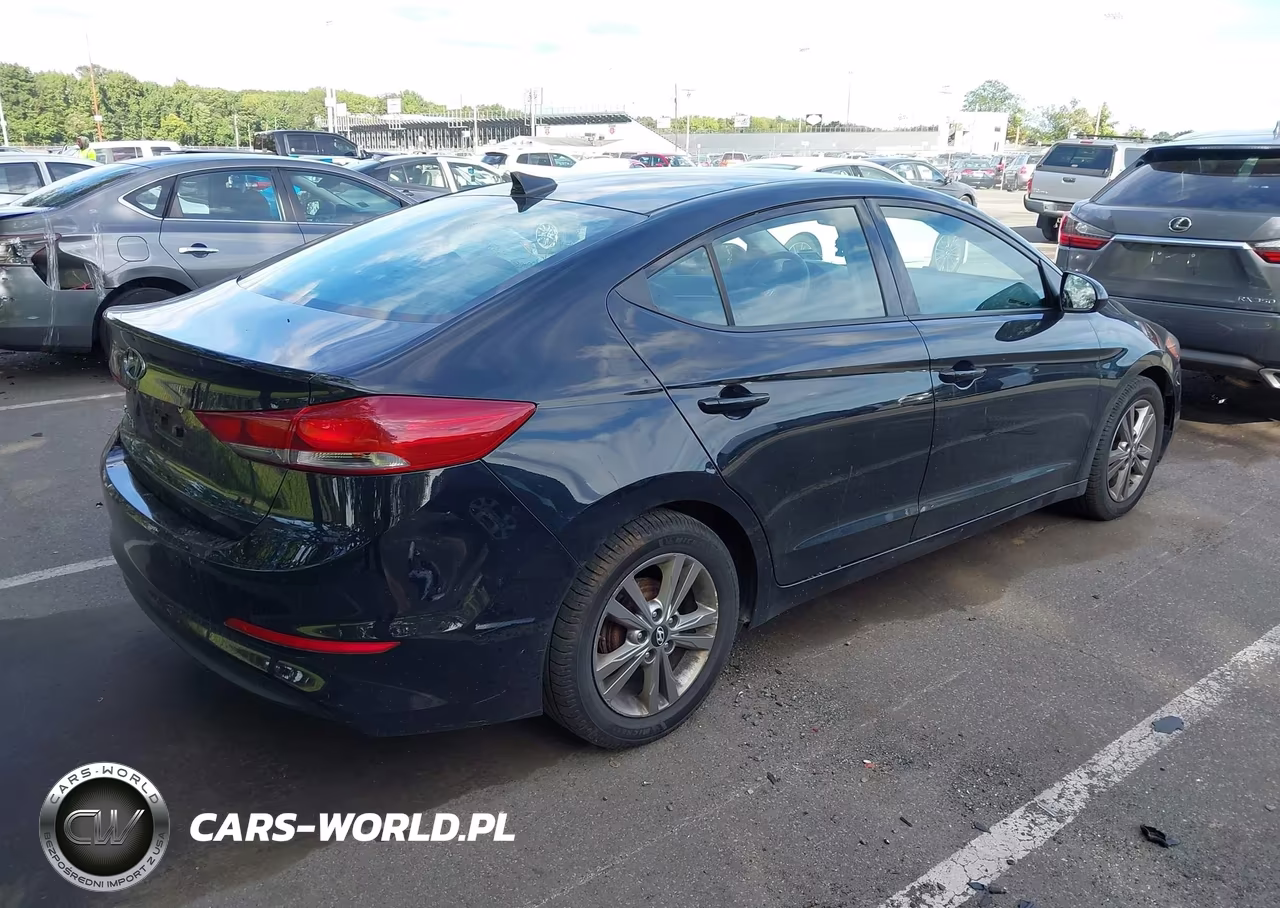 2017 Hyundai Elantra Se VIN:5NPD84LF3HH025457 - 4