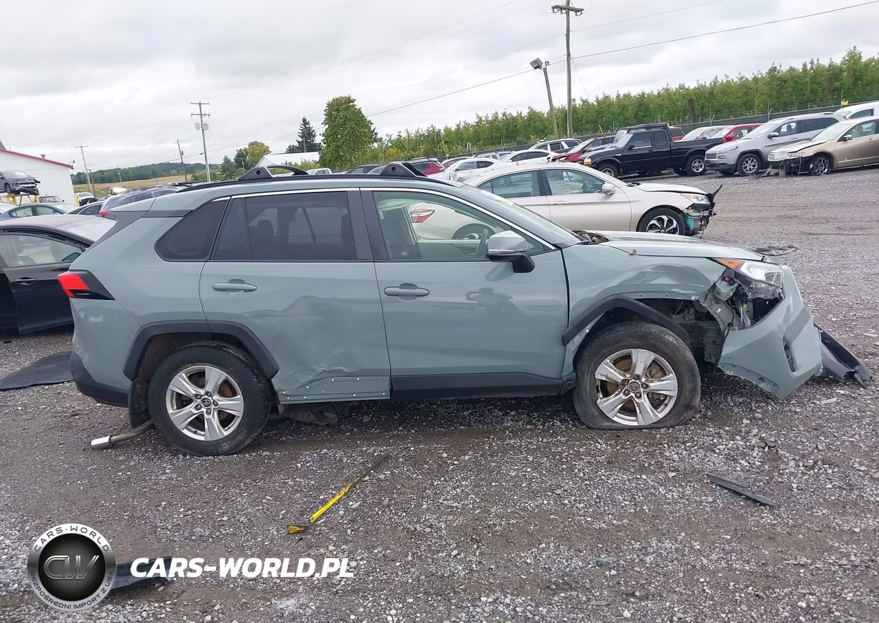 2020 Toyota Rav4 Xle VIN:JTMP1RFV9LD068149 - 13