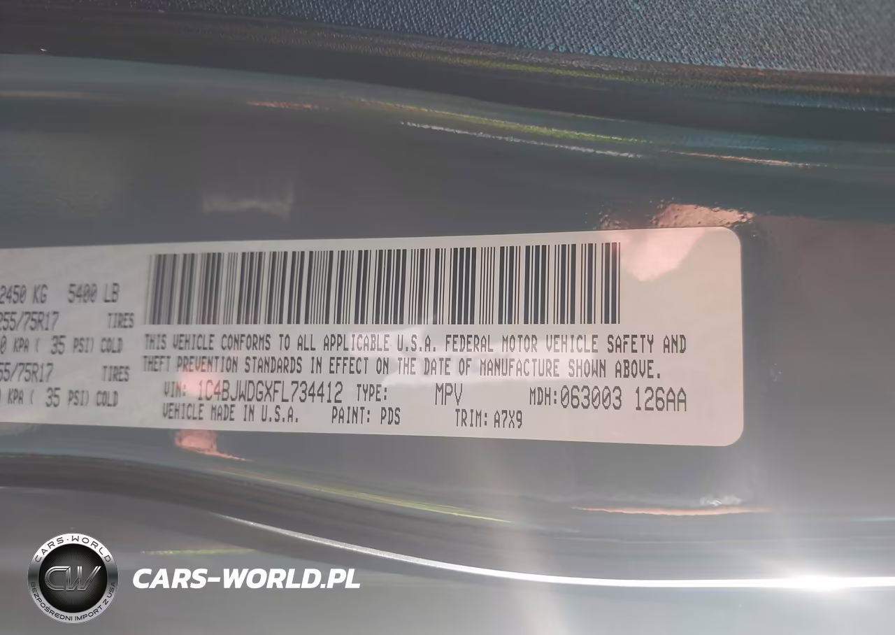 2015 Jeep Wrangler Unlimited Sport VIN:1C4BJWDGXFL734412 - 9