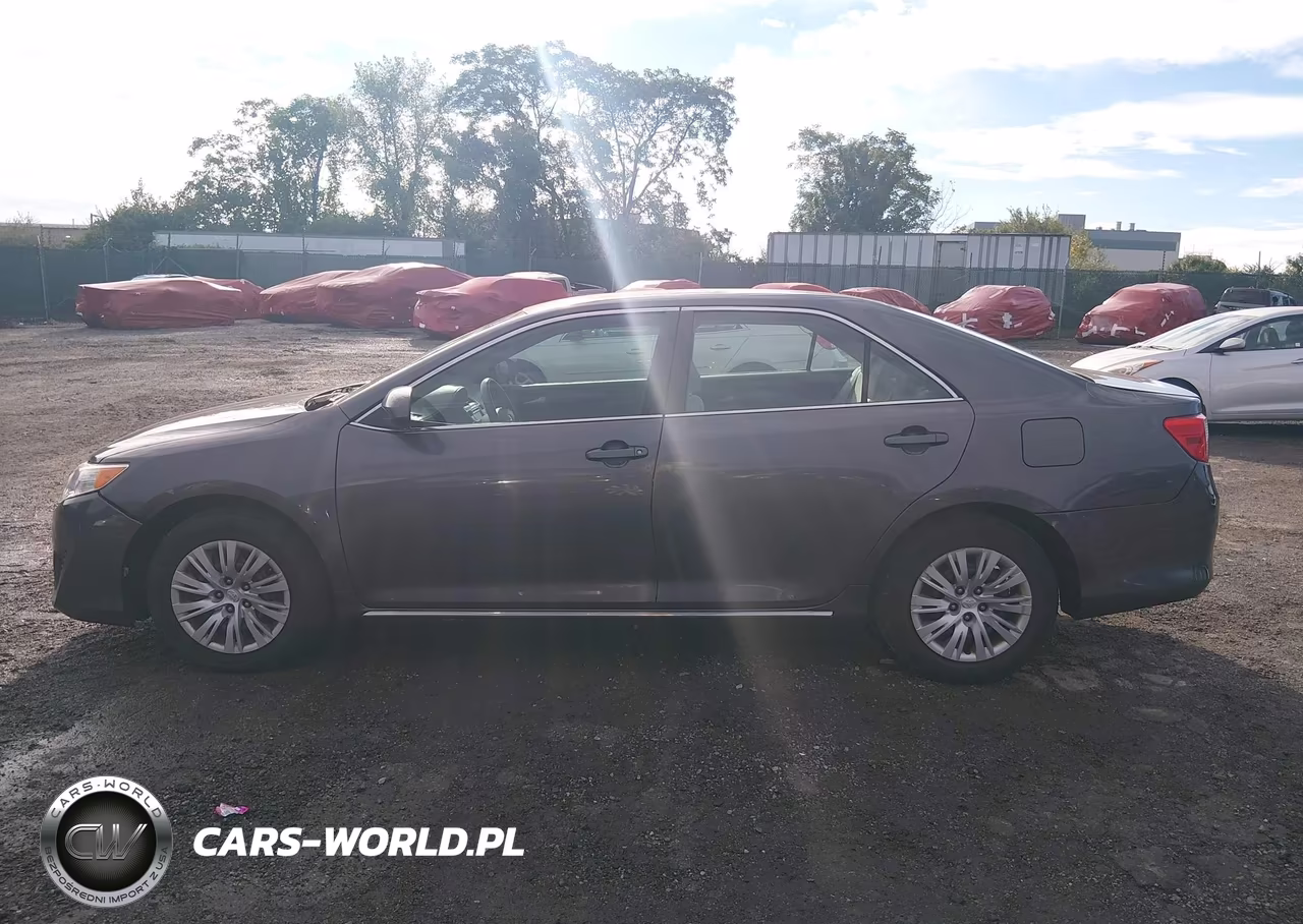 2013 Toyota Camry Le VIN:4T1BF1FK2DU230848 - 14