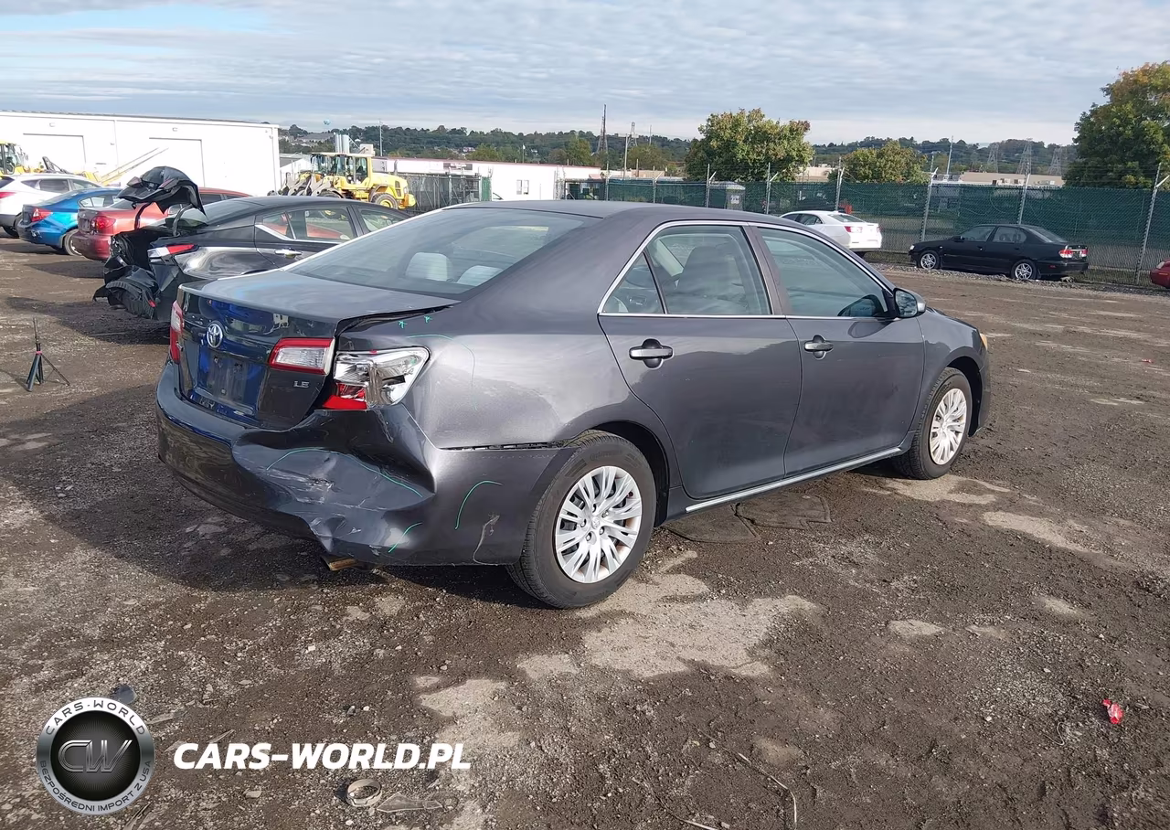 2013 Toyota Camry Le VIN:4T1BF1FK2DU230848 - 4
