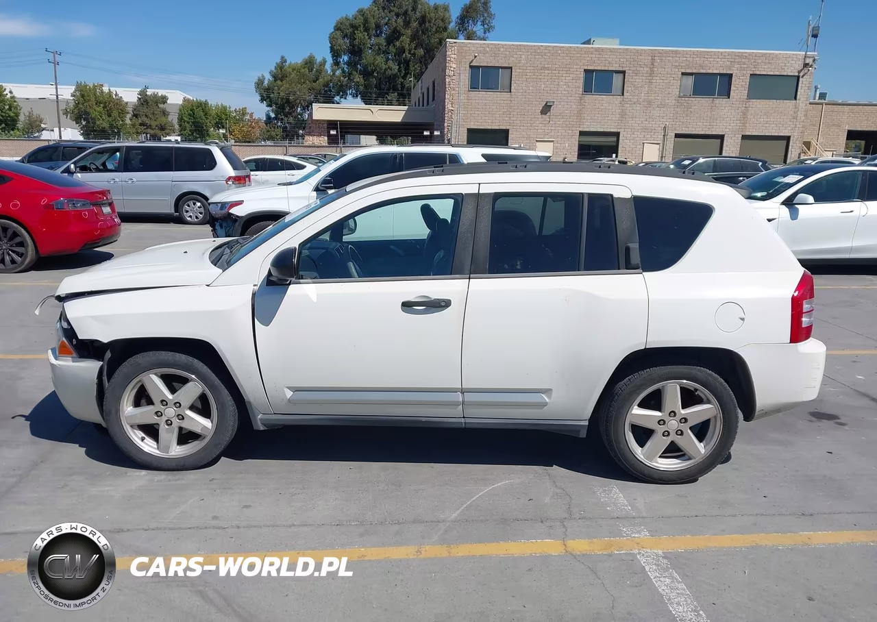 2007 Jeep Compass Limited VIN:1J8FT57W77D222975 - 14