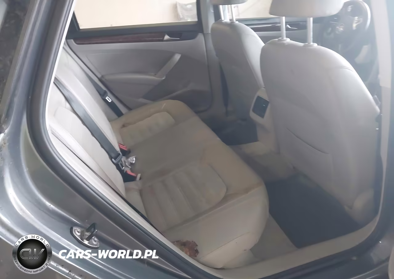 2013 Volkswagen Passat Tdi Sel Premium VIN:1VWCN7A34DC002058 - 8