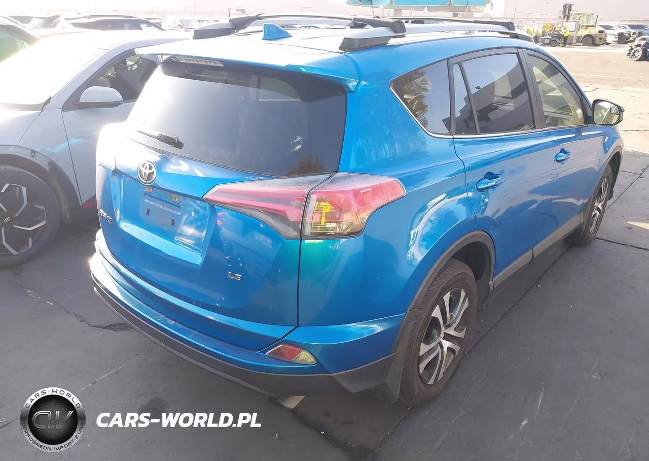 2017 Toyota Rav4 Le VIN:JTMZFREV3HJ703273 - 4