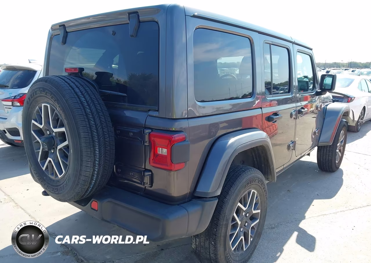 2025 Jeep Wrangler 4-Door Sahara 4X4 VIN:1C4PJXEN6SW589290 - 4