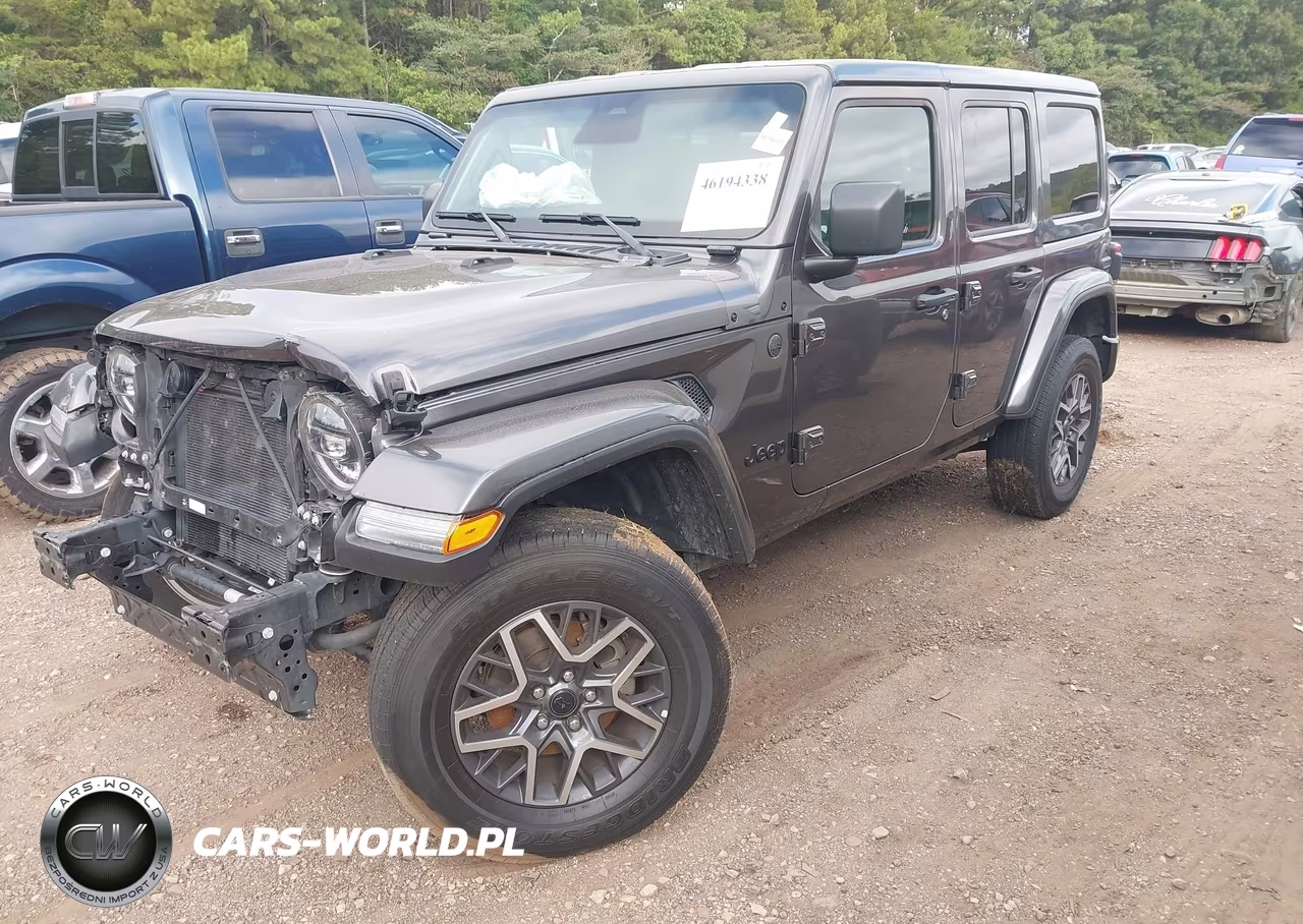 2025 Jeep Wrangler 4-Door Sahara 4X4 VIN:1C4PJXEN2SW589285 - 2
