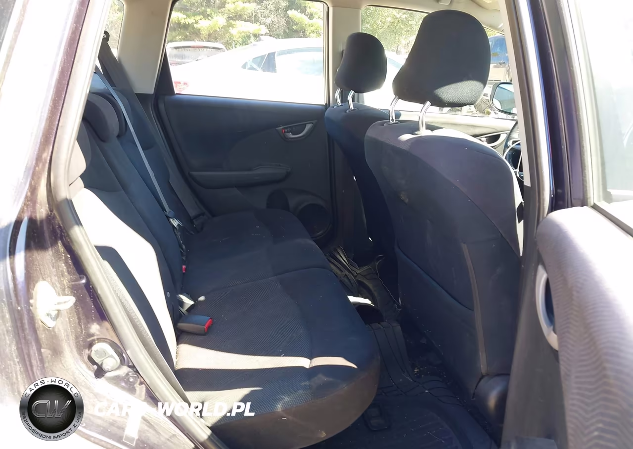 2010 Honda Fit Sport VIN:JHMGE8H49AC029338 - 8