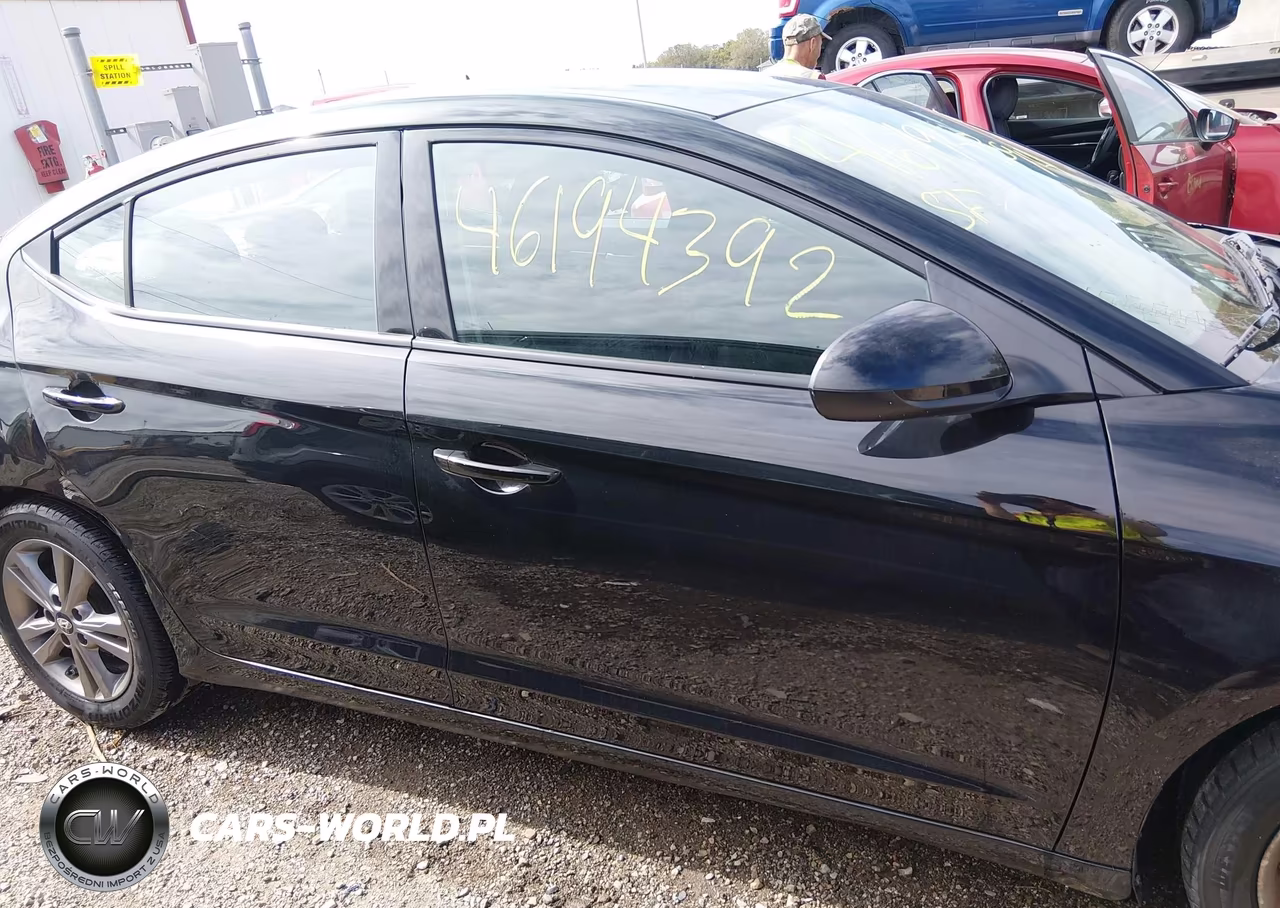 2018 Hyundai Elantra Sel VIN:5NPD84LF9JH281768 - 13