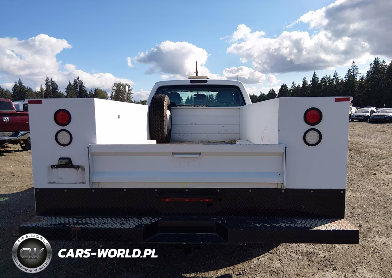 2016 Ford F-350 Chassis Xl VIN:1FDRF3G6XGEA60085 - 16