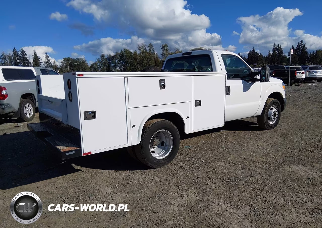 2016 Ford F-350 Chassis Xl VIN:1FDRF3G6XGEA60085 - 4