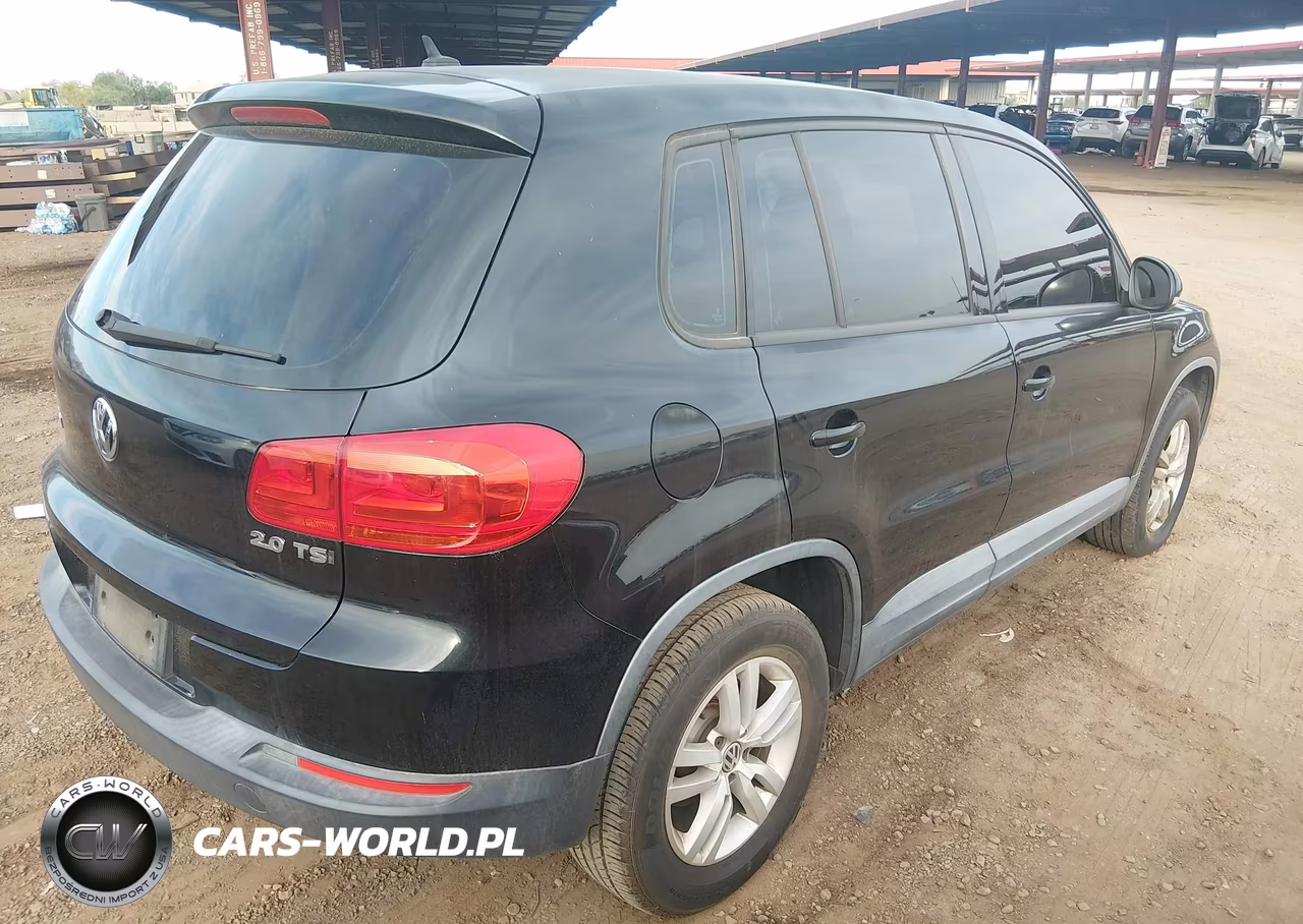 2014 Volkswagen Tiguan S VIN:WVGAV3AX4EW510404 - 4