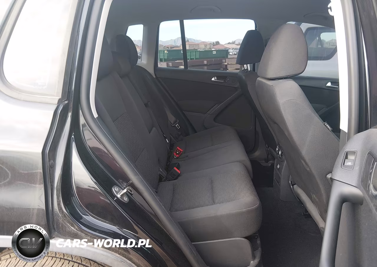 2014 Volkswagen Tiguan S VIN:WVGAV3AX4EW510404 - 8