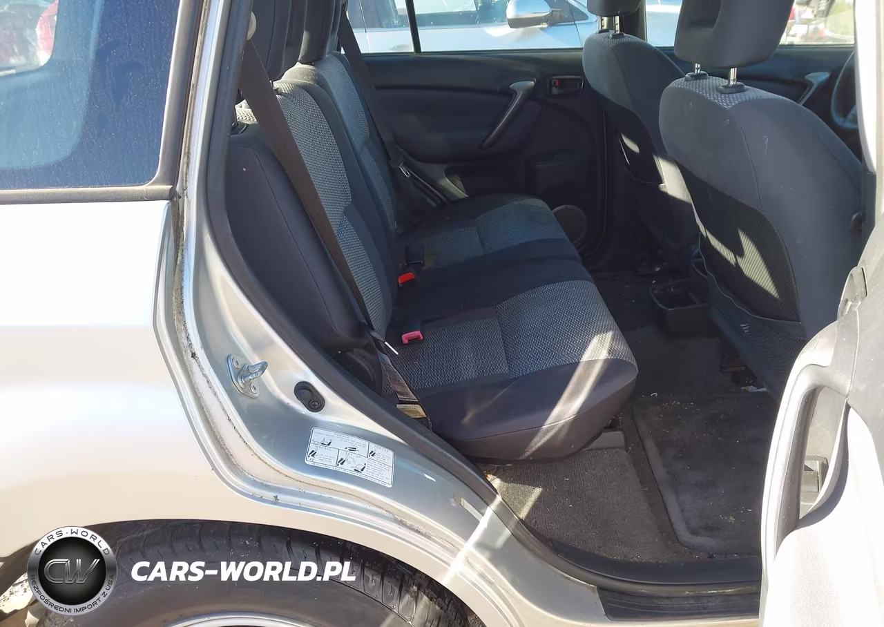 2004 Toyota Rav4 VIN:JTEHD20V146016799 - 8